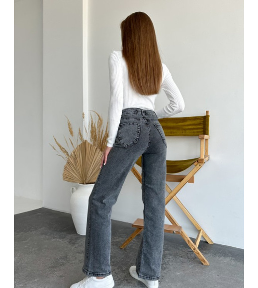 Серые прямые джинсы высокой посадки