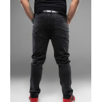 Черные классические джинсы с легкими потертостями