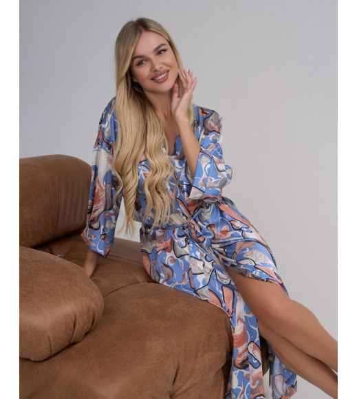 Принтованный халат из шелка с разрезами