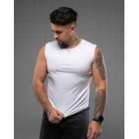 Белая эластичная футболка-безрукавка