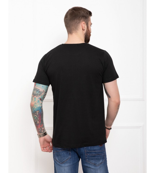 Чорна трикотажна футболка з об`ємним принтом