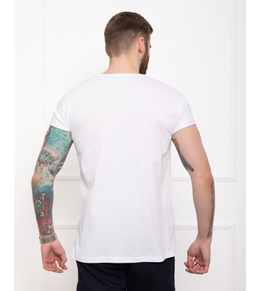 Біла трикотажна футболка з об`ємним принтом