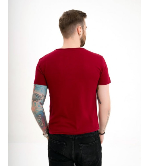 Бордовая футболка из тонкого хлопка с надписью