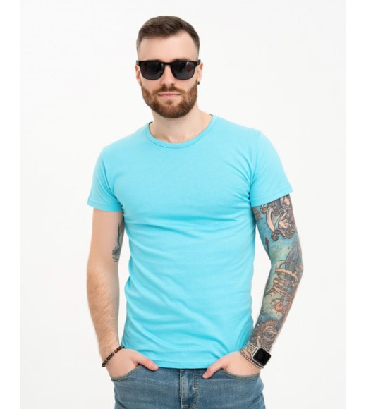 Голубая однотонная футболка из трикотажа