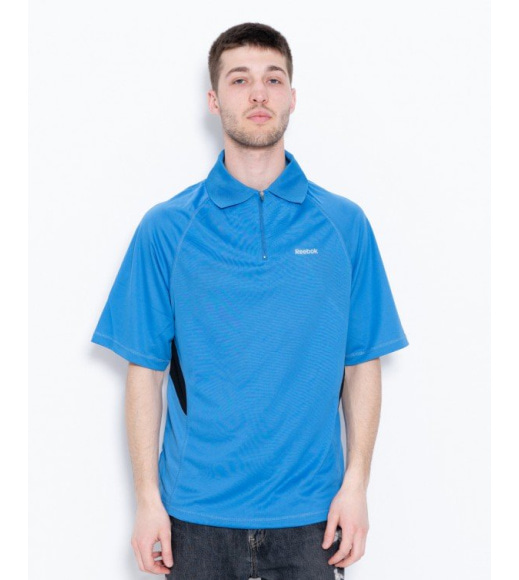 Синяя спортивная футболка с воротником