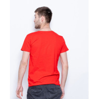 Красная повседневная тонкая футболка из трикотажа