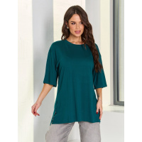 Свободная темно-зеленая футболка с разрезами