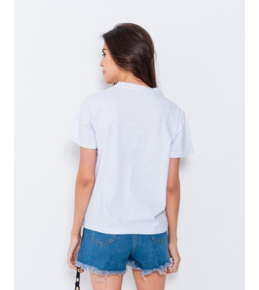 Эластичная белая трикотажная футболка с вышивкой