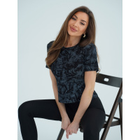 Черная принтованная футболка в рубчик