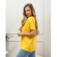 Желтая оверсайз футболка с нашивками