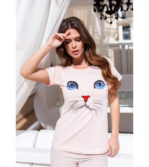 Розовая трикотажная футболка с кошачьими глазками