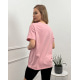 Розовая оверсайз футболка с нашивками