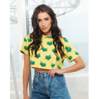 Желтая короткая футболка с принтом