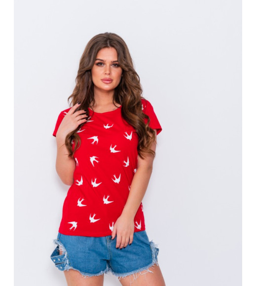 Красная футболка из трикотажа с птичьим принтом