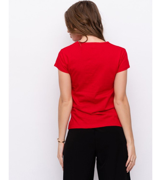 Красная футболка из тонкого хлопка декорированная принтом