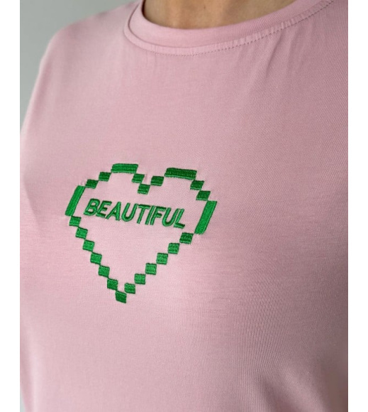 Розовая оверсайз футболка с вышитым сердцем