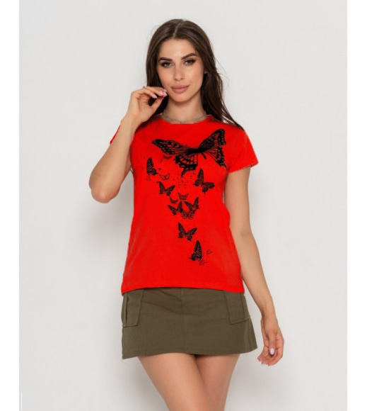 Червона футболка з принтом і мереживний метеликом