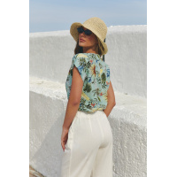 Зеленая женская летняя футболка с цветами Seventeen 2286.6395