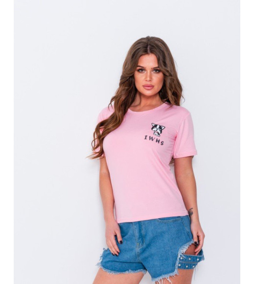 Розовая тонкая футболка с небольшим принтом