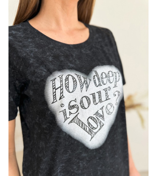 Черная свободная винтажная футболка с надписью