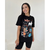 Черная футболка оверсайз с цветным принтом