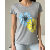 Сіра бавовняна футболка з яскравим квітковим малюнком