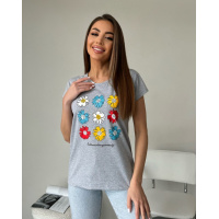 Серая хлопковая футболка с цветным цветочным рисунком
