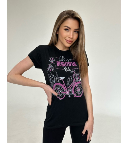 Чорна трикотажна футболка з велосипедом
