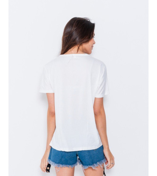 Белая принтованная летняя футболка