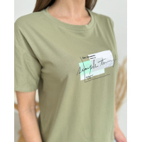 Свободная трикотажная футболка цвета хаки с принтом