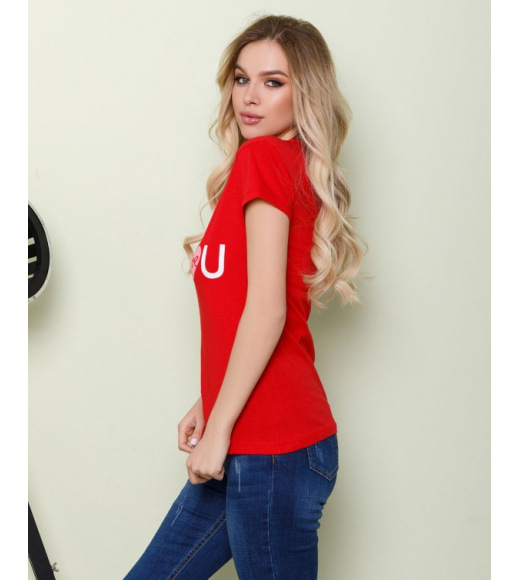 Червона футболка з романтичним принтом