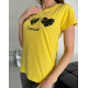 Желтая трикотажная футболка с сердечками и надписью