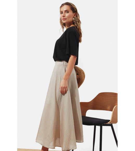 Черная женская летняя футболка Seventeen 2277.6366