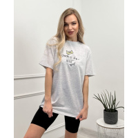 Серая принтованная футболка оверсайз