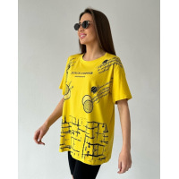 Желтая свободная принтованная футболка из трикотажа