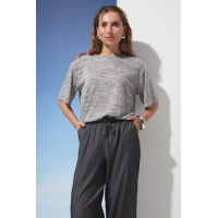 Серая женская летняя футболка Seventeen 2277.6367