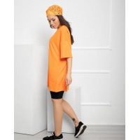 Оранжевая свободная трикотажная футболка