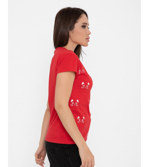 Червона трикотажна футболка з котячим принтом