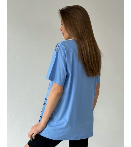 Блакитна вільна футболка принтована з трикотажу