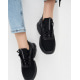 Черные кроссовки из текстурированного текстиля