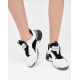 Білі кросівки з еко-шкіри із вставками на підошві