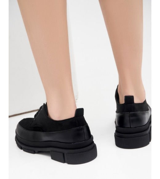 Черные комбинированные туфли на шнуровке