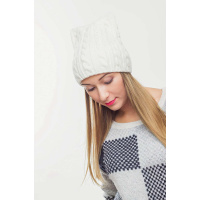 Молочная женская шапка Seventeen 3136