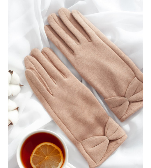 Бежевые перчатки на меху
