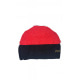 Красная шапка тонкой вязки с контрастным отворотом