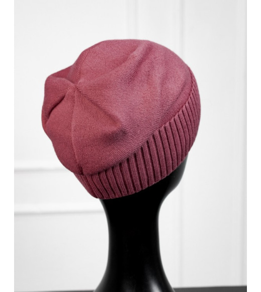 Темно-рожева утеплена флісом шапка з відворотом