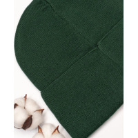 Зелена трикотажна шапка біні