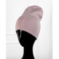Розовая шапка бини из трикотажа