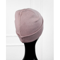 Розовая шапка бини из трикотажа