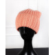 Вязаная теплая шапка оранжевого цвета на флисе